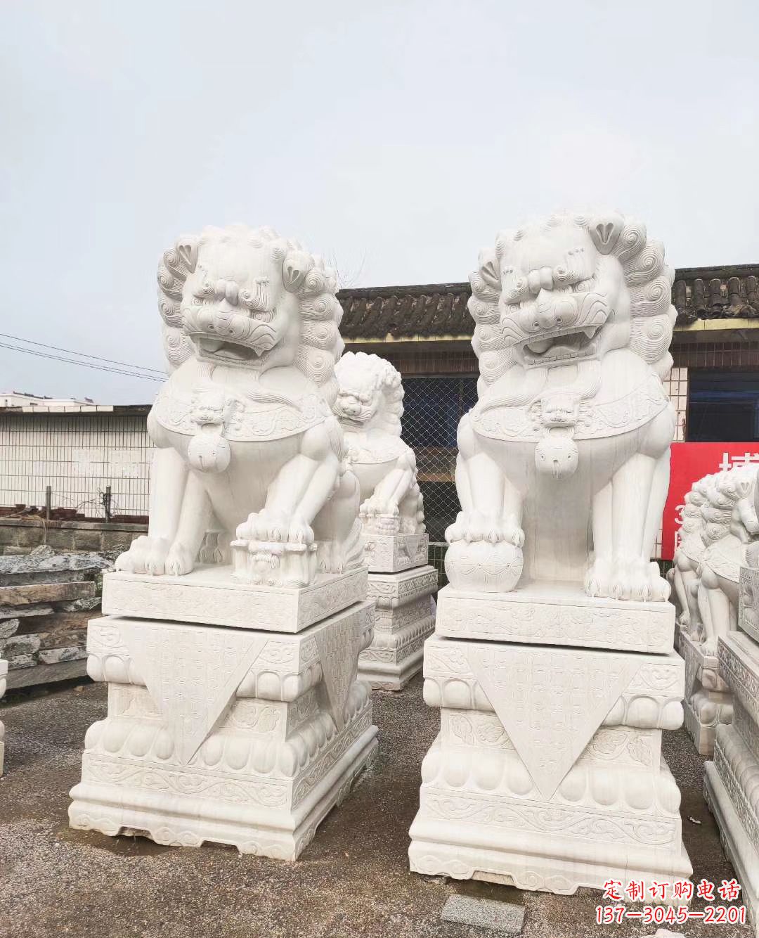 南京“璀璨夺目，玉狮雕塑惊艳登场”