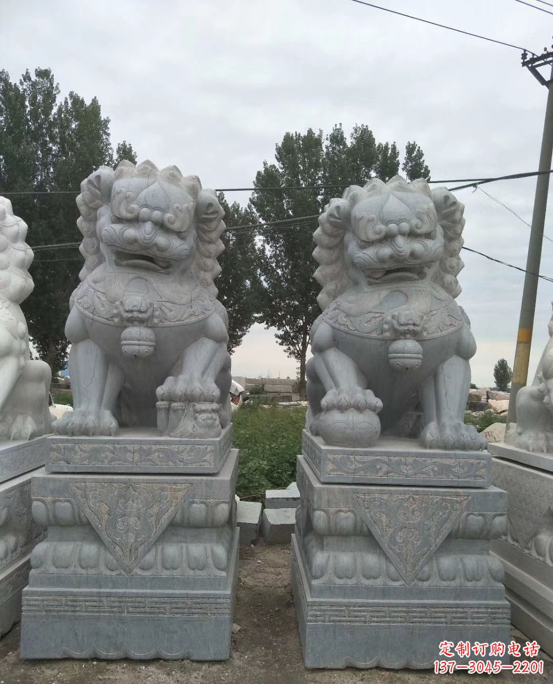南京3米高青石狮子