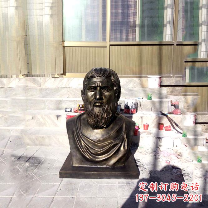 南京柏拉图仿铜头像系列以玻璃钢雕刻出世界名人的传奇