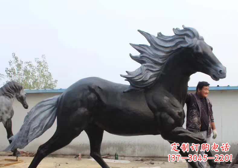 南京“马赛克”——极致精准的马雕塑