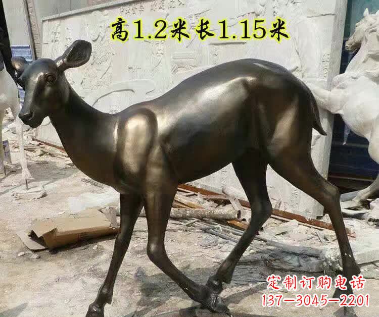 南京灵动的小鹿铜雕