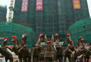 南京阿波罗八匹马踏浪而来景观马群铜雕