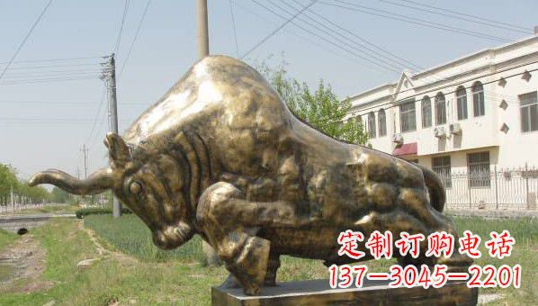南京标志性黄铜斗牛