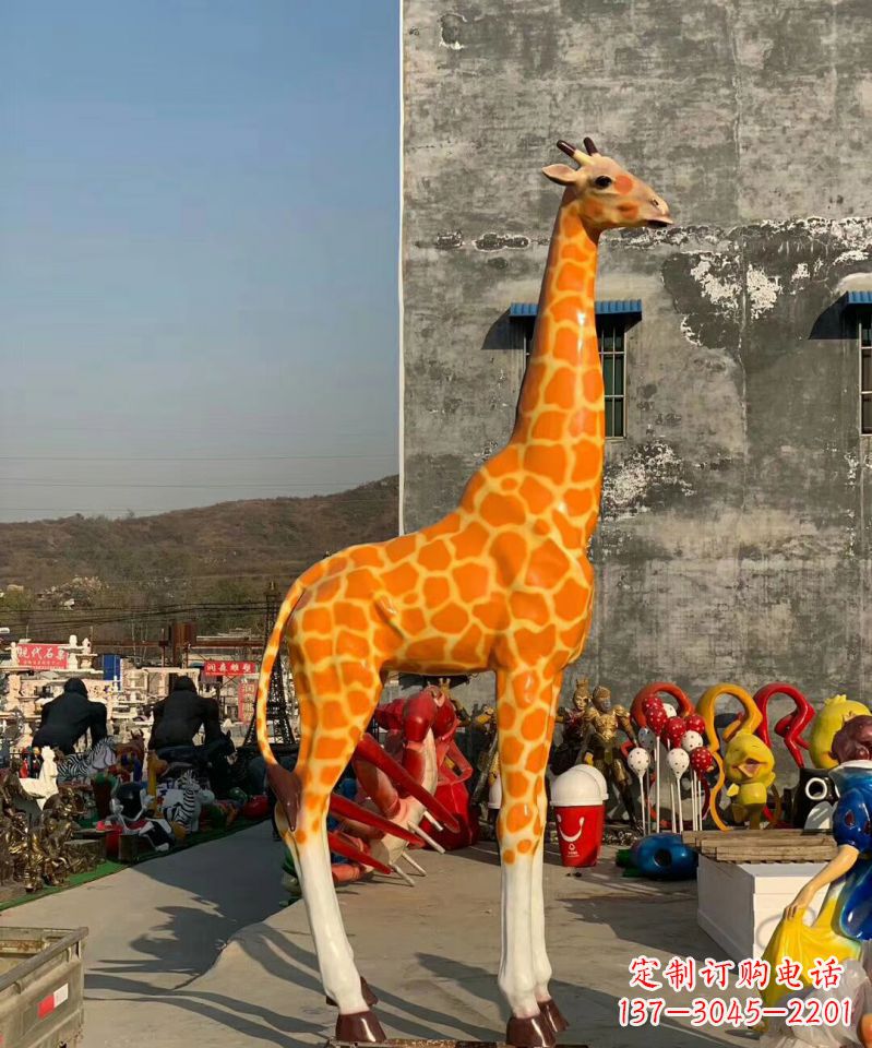 南京玻璃刚彩绘长颈鹿艺术雕塑