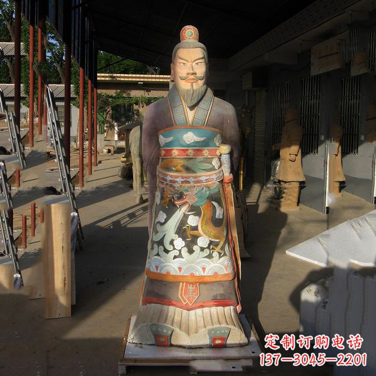 南京秦始皇玻璃钢彩绘塑像