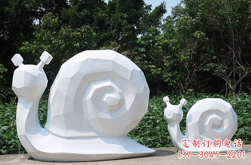 南京玻璃钢抽象蜗牛雕塑