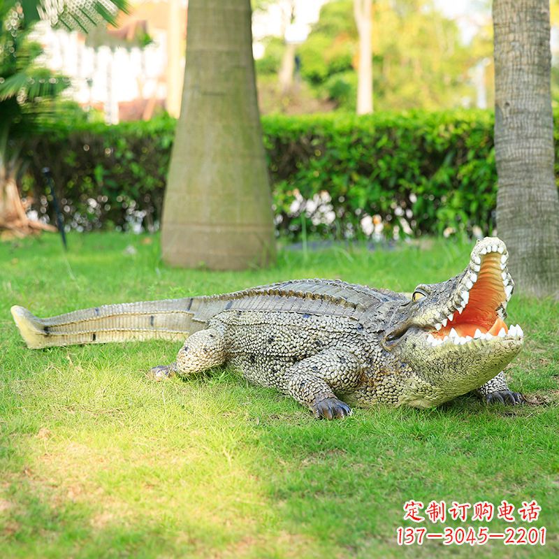 南京玻璃钢仿真动物雕塑点亮园林景观