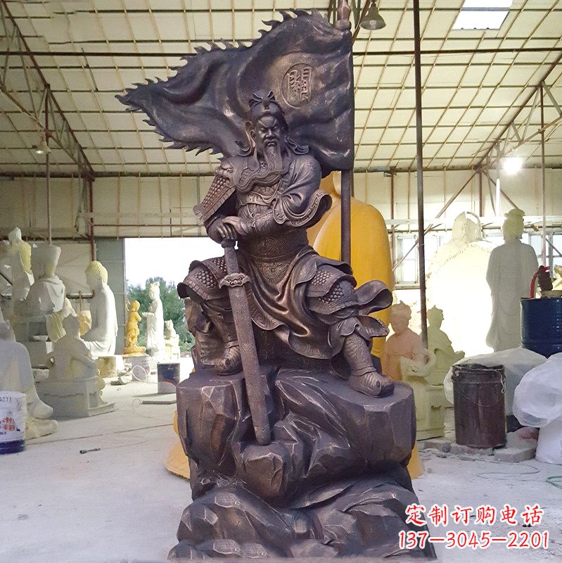 南京玻璃钢仿铜关公雕塑传承中国传统文化