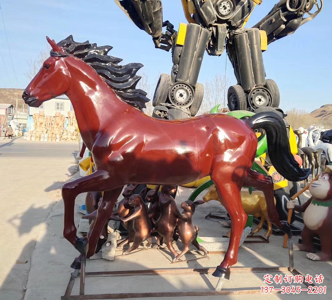 南京玻璃钢奔马雕塑
