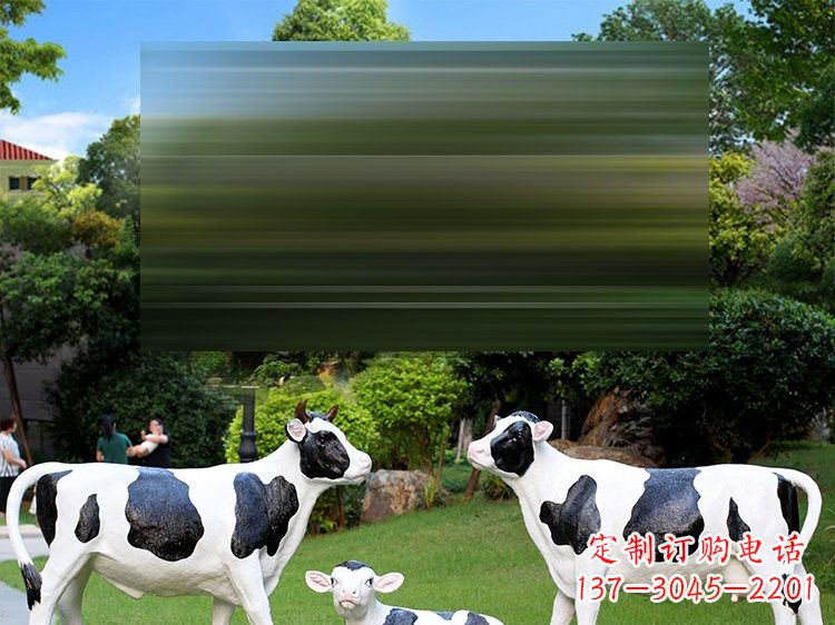 南京玻璃钢仿真奶牛雕塑以现实奶牛为灵感