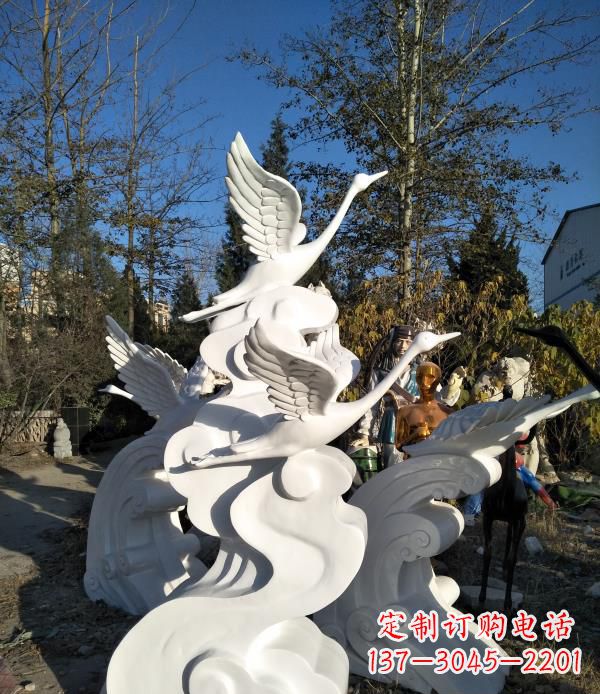 南京玻璃钢公园海浪天鹅雕塑