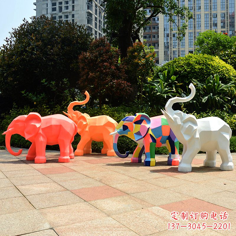 南京金色大象雕塑活跃的商场游乐场