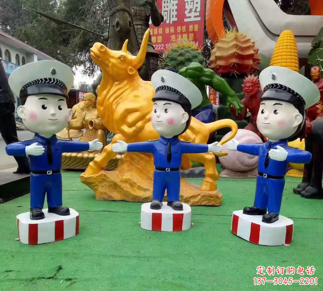 南京玻璃钢制作的交通警察雕塑
