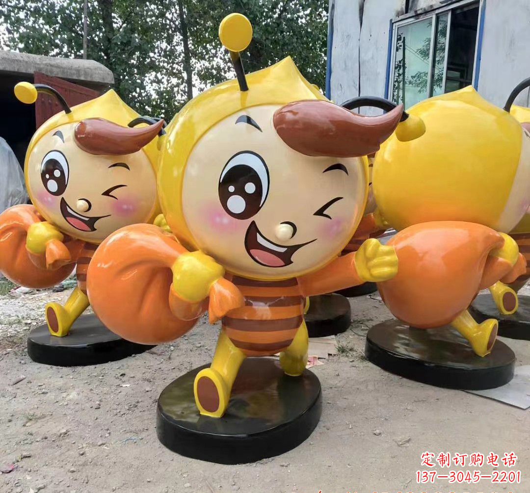 南京该雕塑的内容。