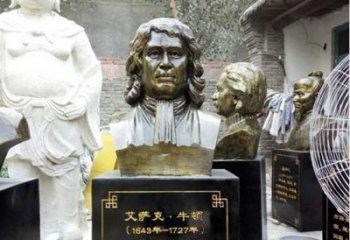 南京玻璃钢仿铜雕塑——纪念伟大的牛顿