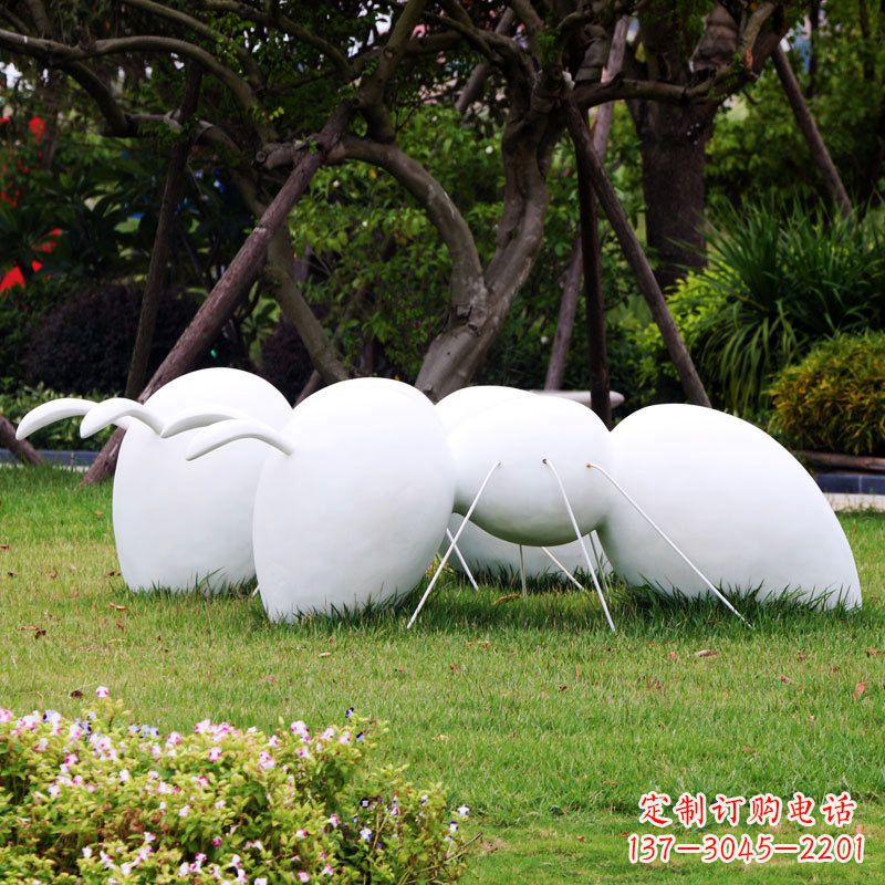 南京玻璃钢蚂蚁雕塑——一种充满力量的艺术