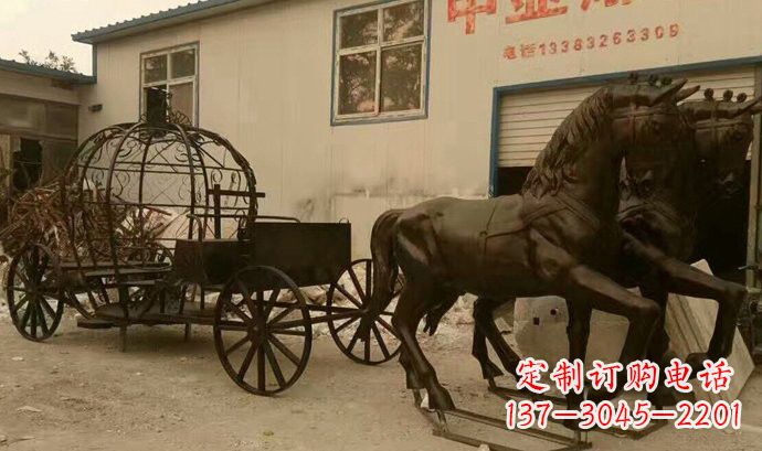 南京玻璃钢欧式马车雕塑精美艺术品