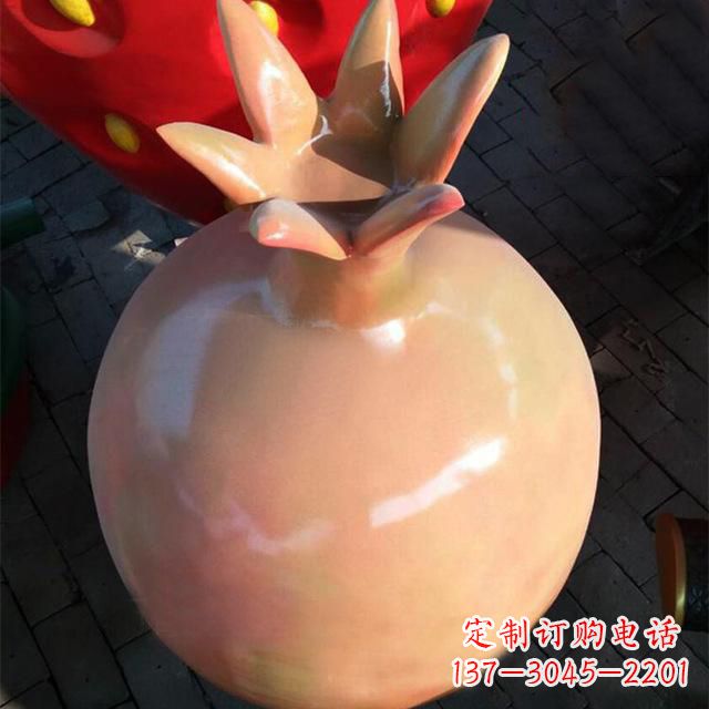 南京石榴雕塑绚丽多彩的艺术瑰宝
