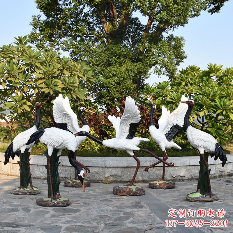 南京玻璃钢写实仙鹤雕塑