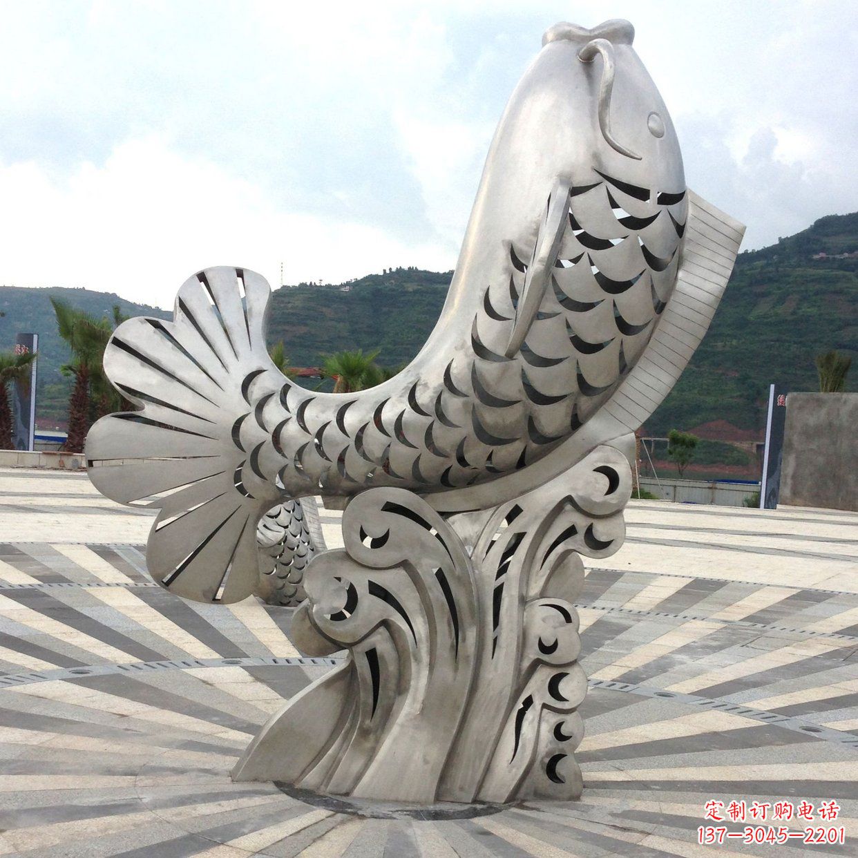南京不锈钢“鱼”园林水景喷泉动物景观雕塑