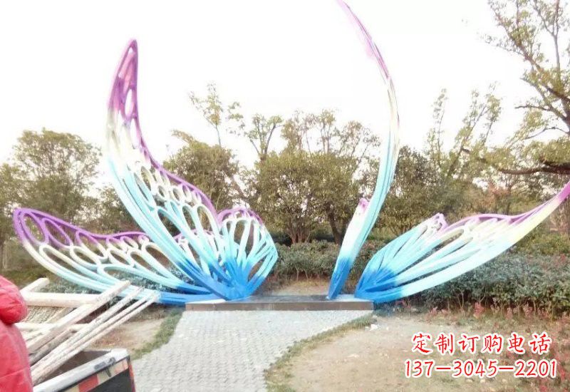 南京不锈钢彩色蝴蝶雕塑