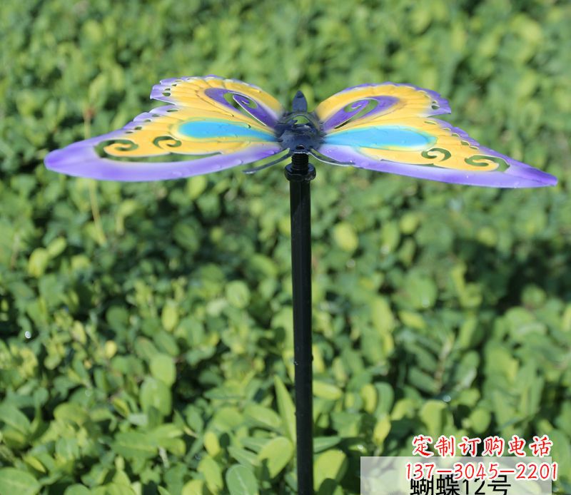 南京不锈钢彩色蝴蝶雕塑点缀园林的艺术之美