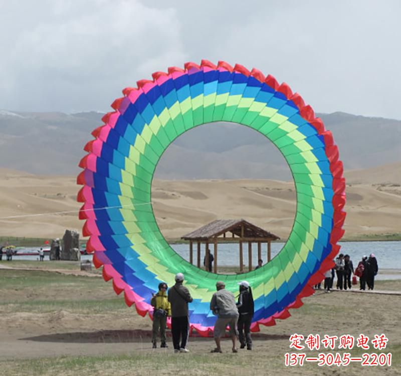 南京不锈钢彩色圆环雕塑——精致的艺术瑰宝