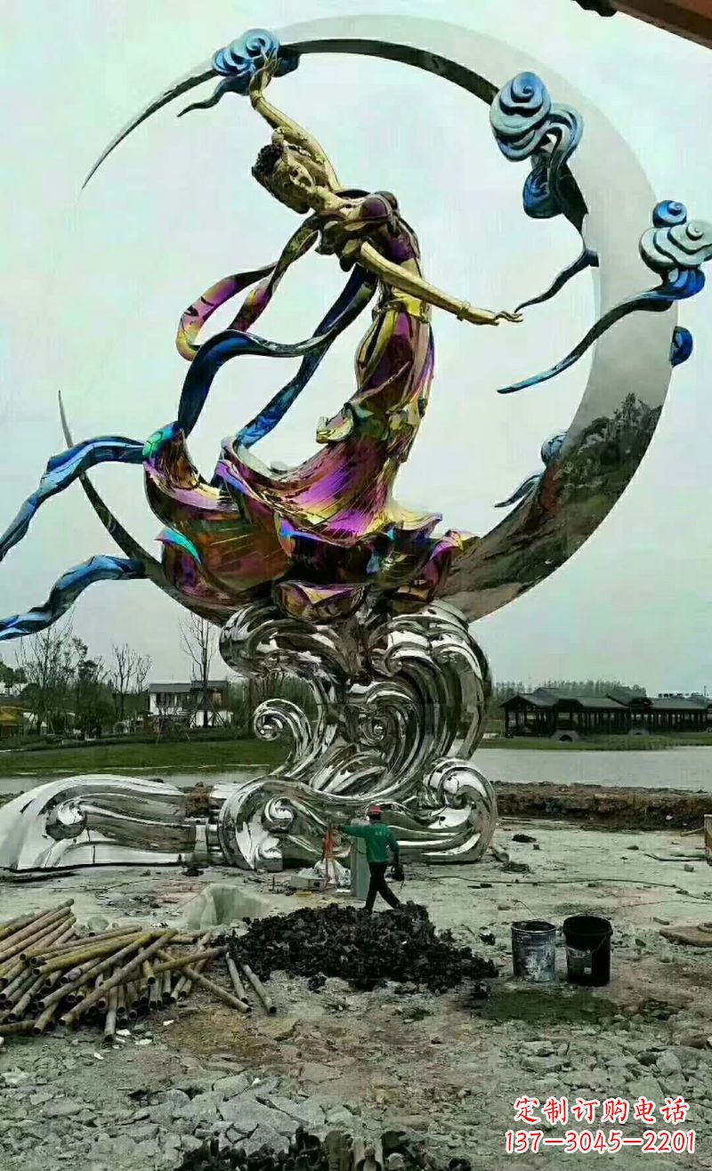 南京不锈钢嫦娥奔月雕塑1