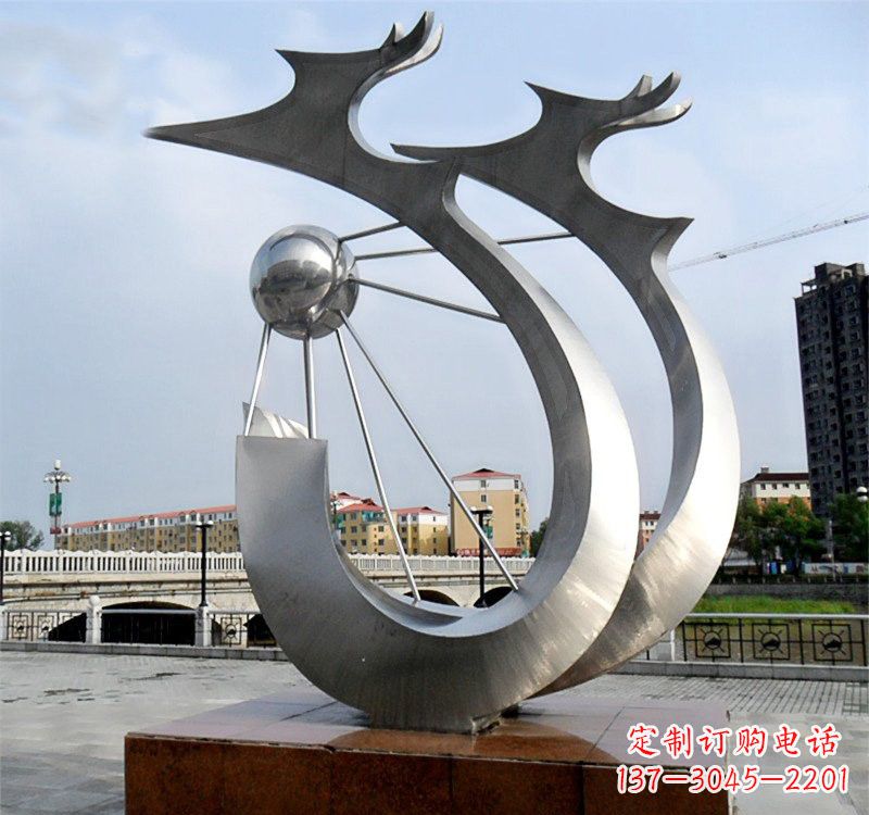 南京不锈钢城市抽象双龙戏珠雕塑