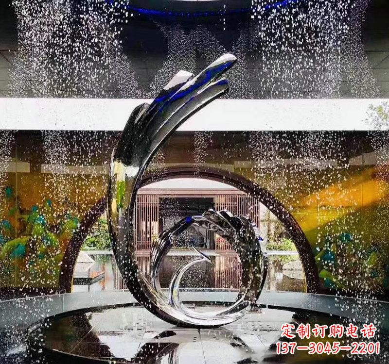 南京不锈钢城市景观喷泉雕塑美丽而又充满力量