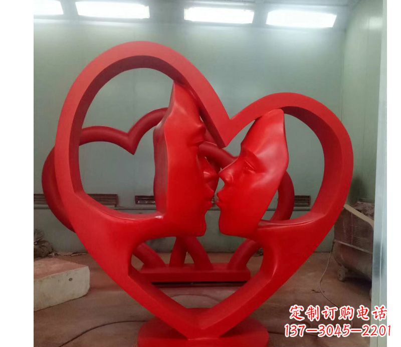 南京不锈钢抽象爱心造型情侣雕塑