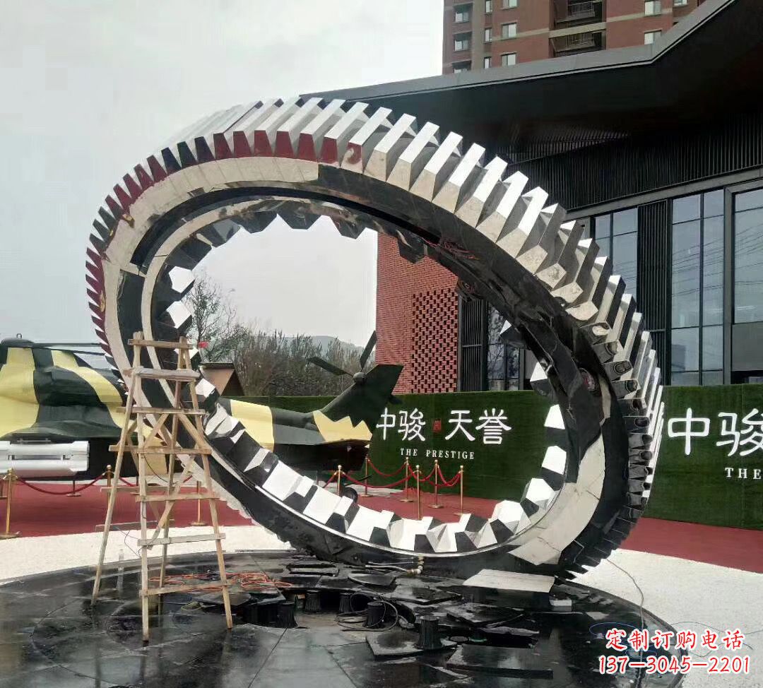 南京不锈钢抽象齿轮雕塑1