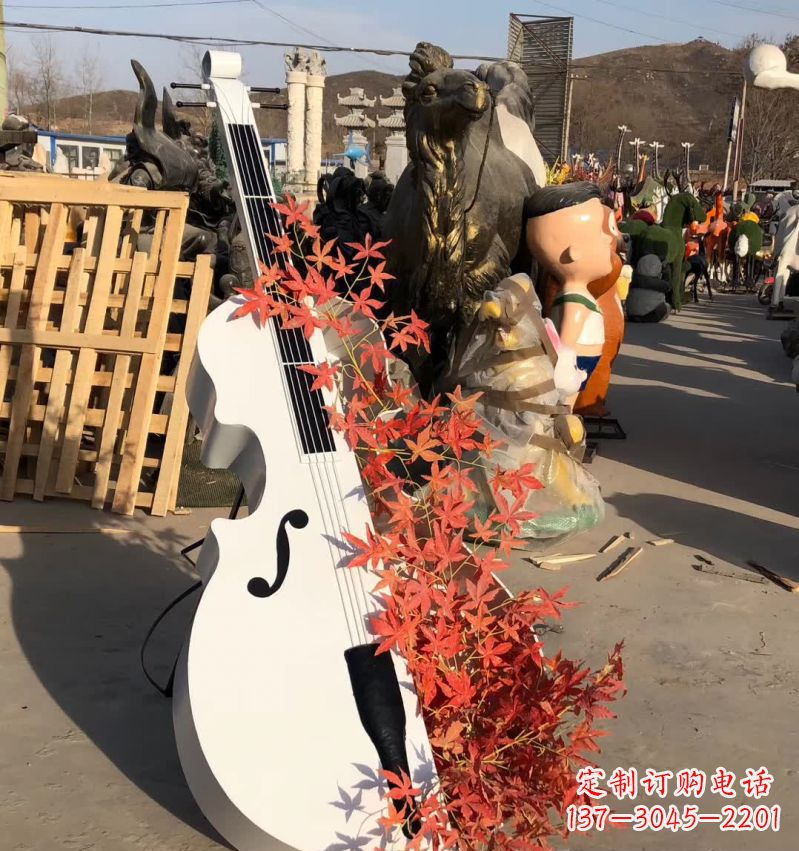 南京不锈钢大提琴雕塑—精致的艺术精品