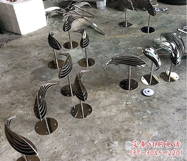 南京精美不锈钢动物雕塑