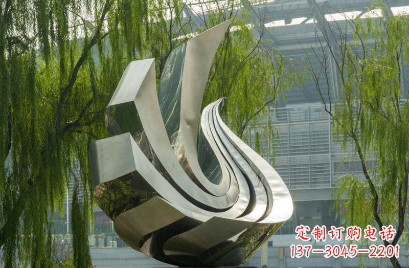 南京不锈钢和平鸽雕塑象征和平与信仰