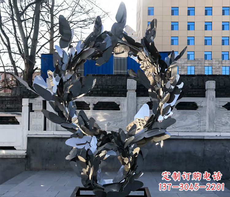 南京不锈钢蝴蝶花环景观雕塑