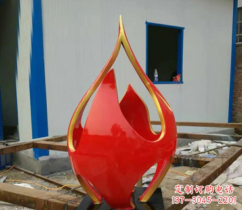 南京不锈钢龙雕塑点缀火龙果广场