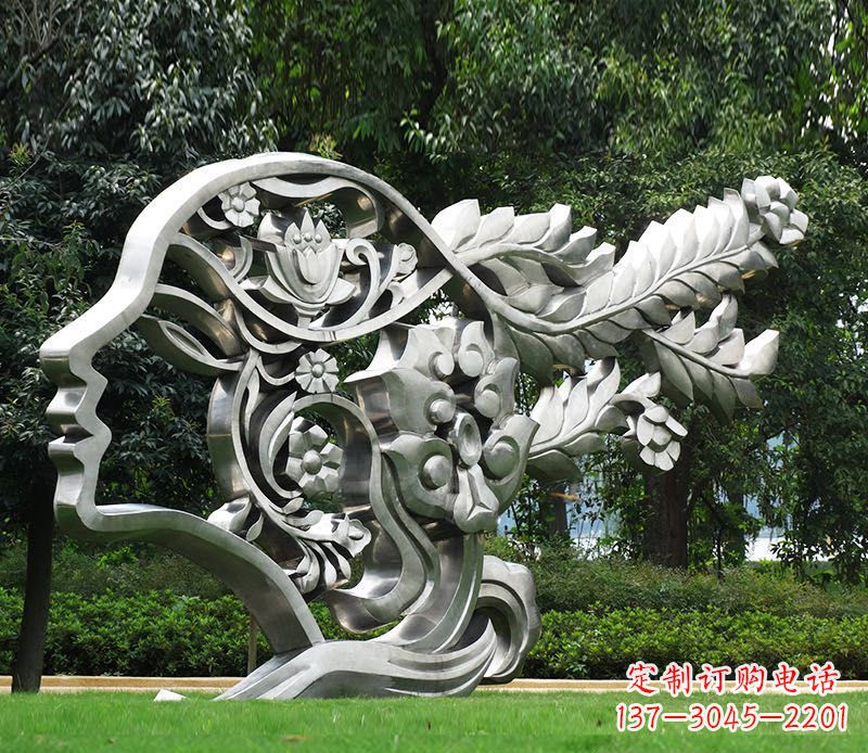 南京不锈钢抽象美女雕塑1