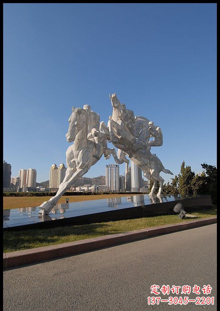 南京不锈钢抽象骑马人物雕塑
