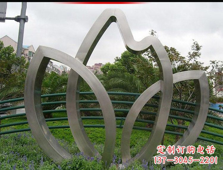 南京不锈钢树叶雕塑美丽与力量的完美结合