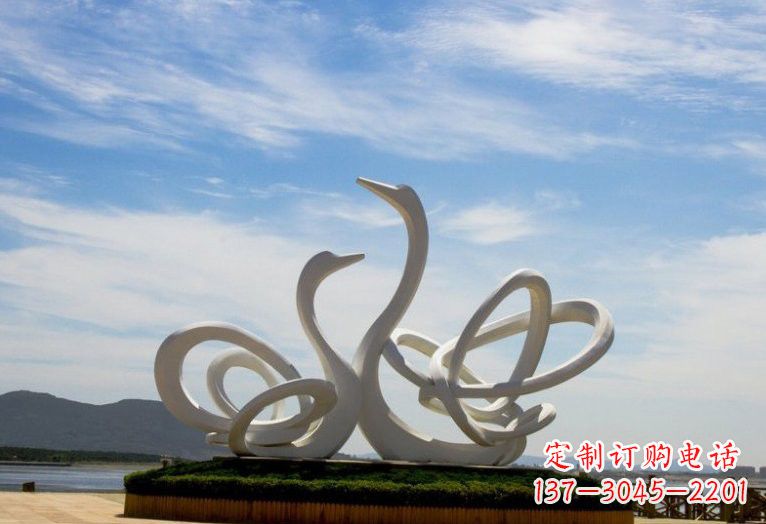 南京不锈钢制天鹅雕塑
