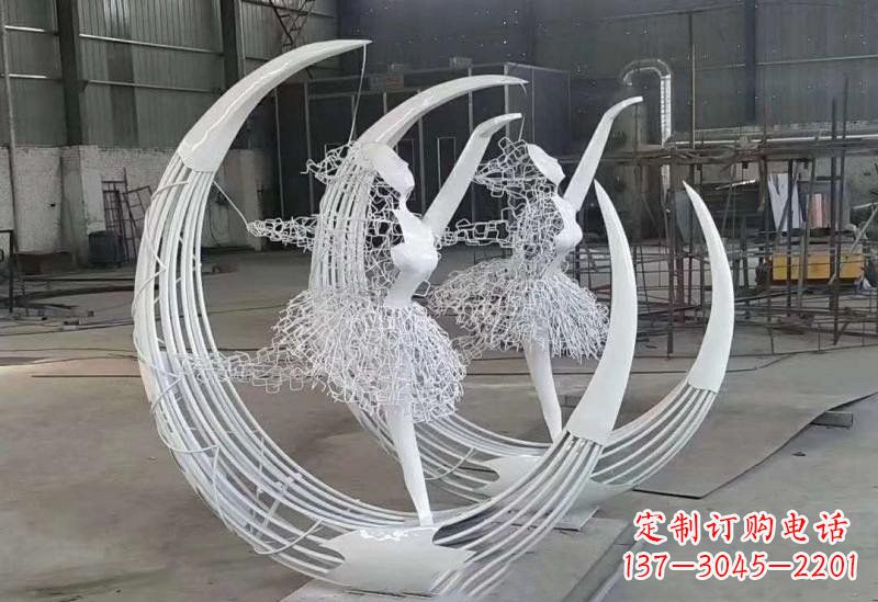 南京不锈钢抽象跳芭蕾舞女孩雕塑