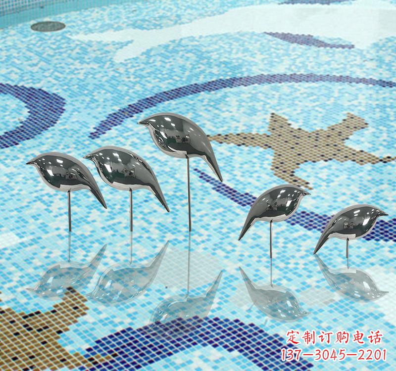 南京不锈钢创意鸽子雕塑展现精致美感