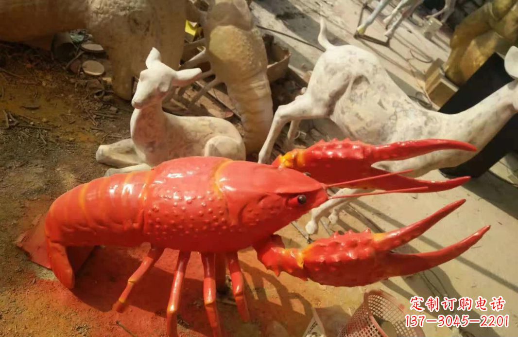 南京不锈钢大龙虾雕塑象征着力量与美丽