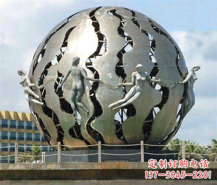 南京不锈钢地球雕塑一座精致而又充满着力量的艺术作品