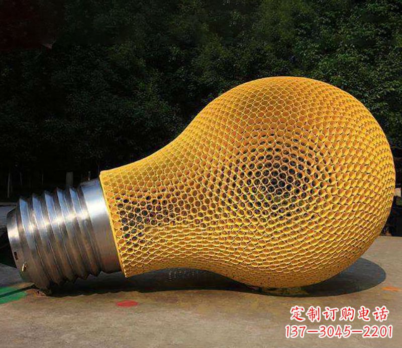 南京不锈钢灯泡景观雕塑