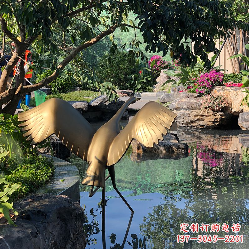 南京不锈钢动物鹤雕塑精美艺术品