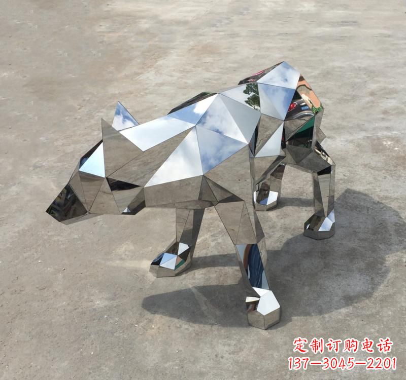 南京不锈钢动物雕塑——艺术与自然的完美结合