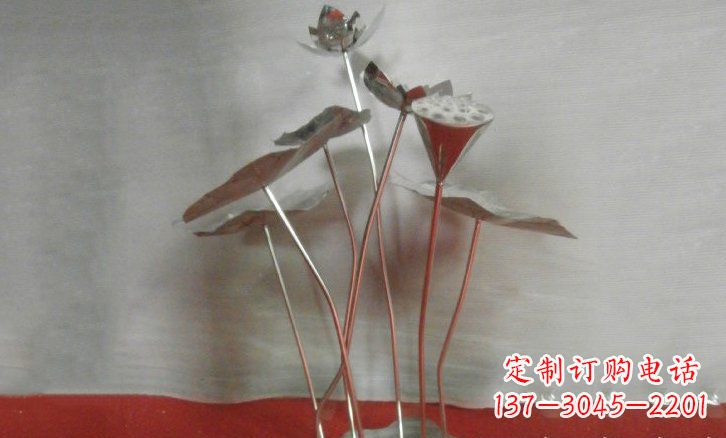 南京不锈钢锻造的荷叶雕塑