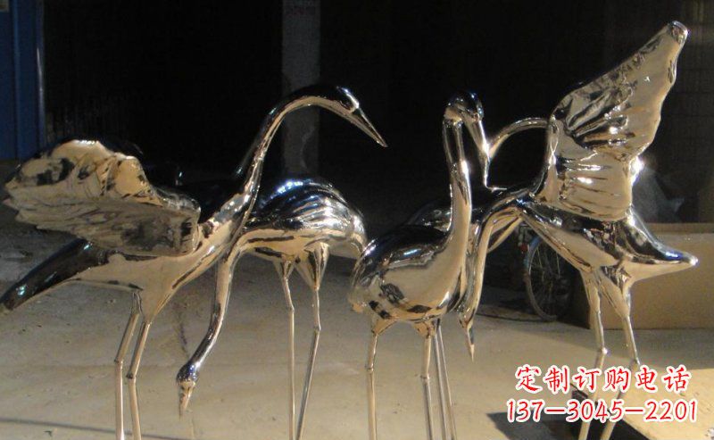 南京仙鹤雕塑不锈钢锻造的精美艺术